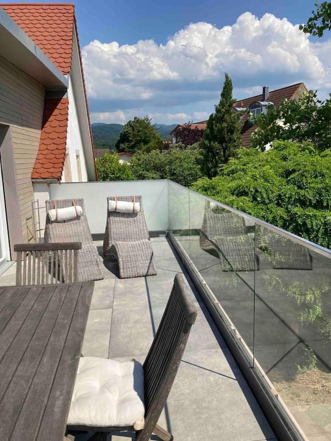 Neues Penthouse-Loft Mit Konuskarte Fuer Gratis Oepnv Ehrenkirchen Exterior foto