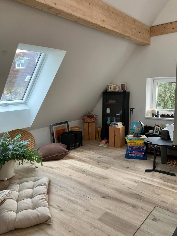 Neues Penthouse-Loft Mit Konuskarte Fuer Gratis Oepnv Ehrenkirchen Exterior foto