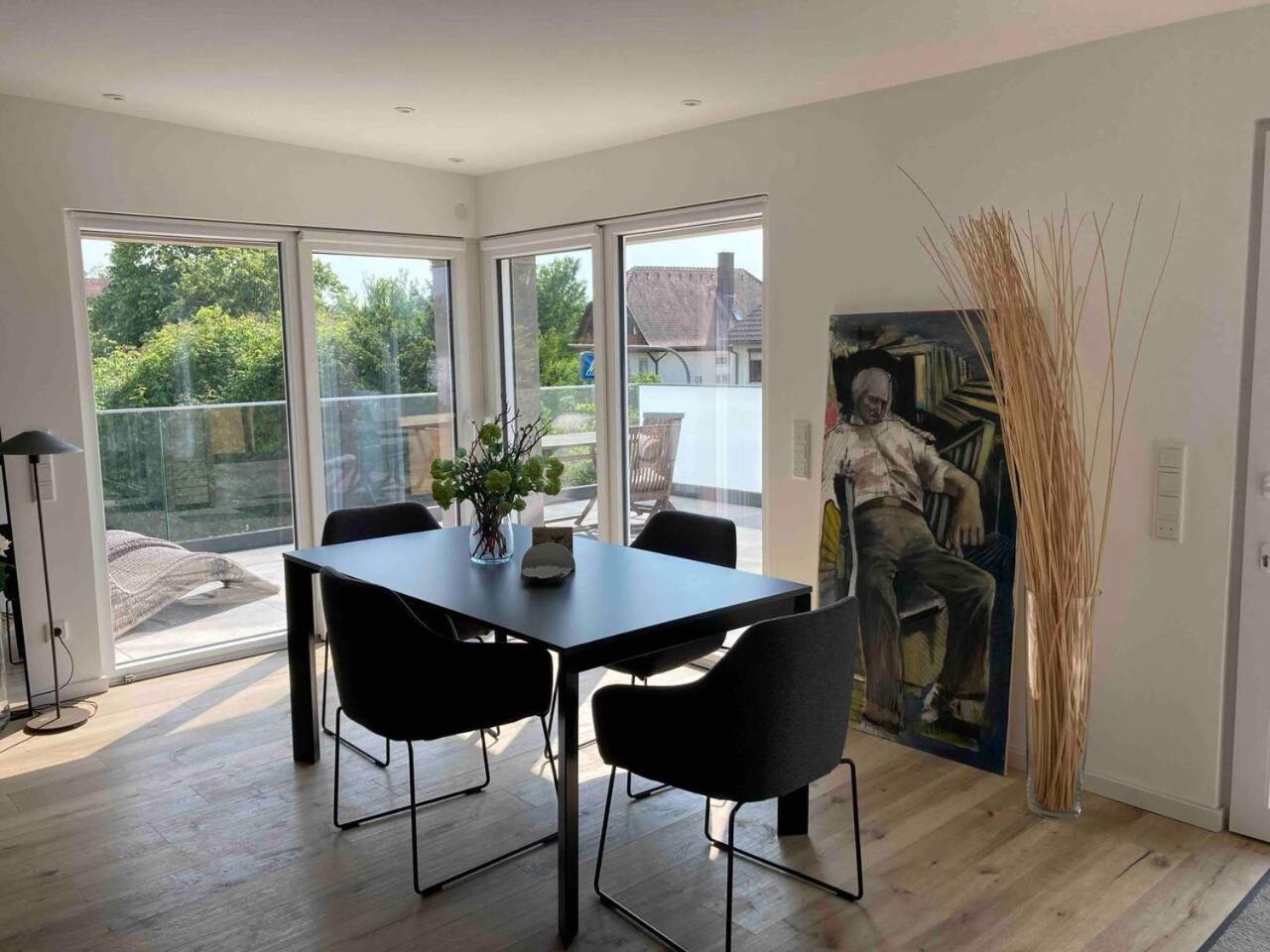 Neues Penthouse-Loft Mit Konuskarte Fuer Gratis Oepnv Ehrenkirchen Exterior foto